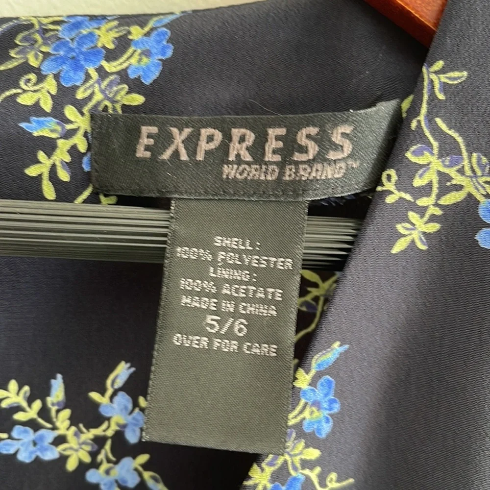 Express women’s dress - Picture 2 of 7